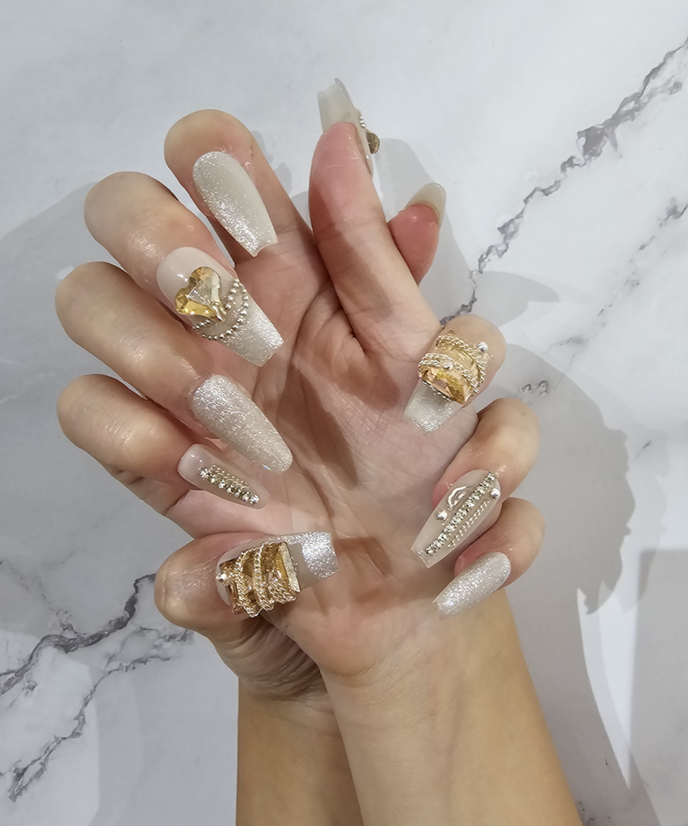 GOLD DIGGER
